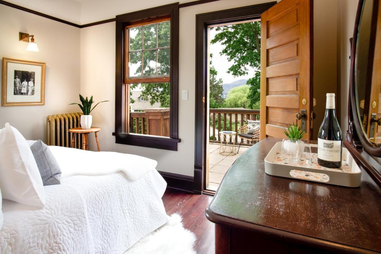 Naramata Inn 외부 사진