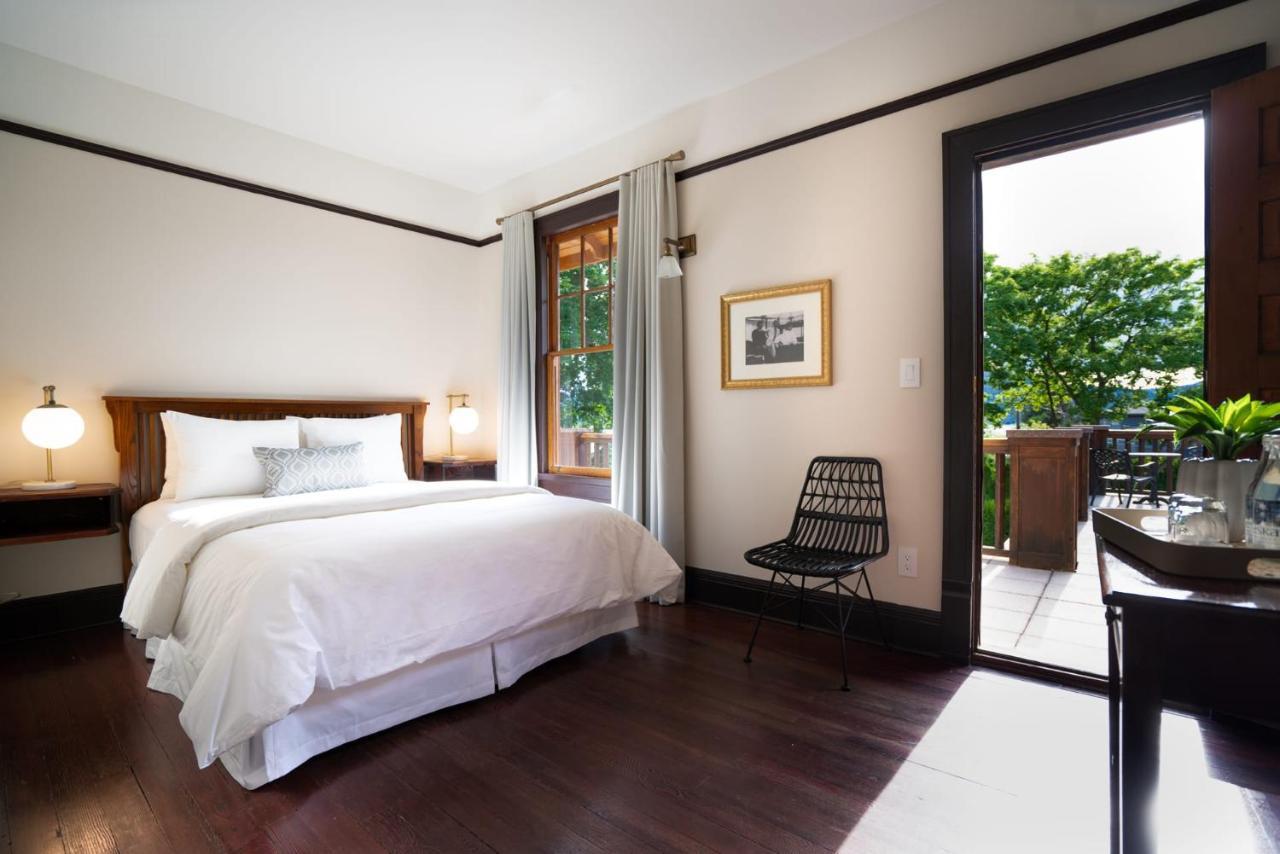 Naramata Inn 외부 사진